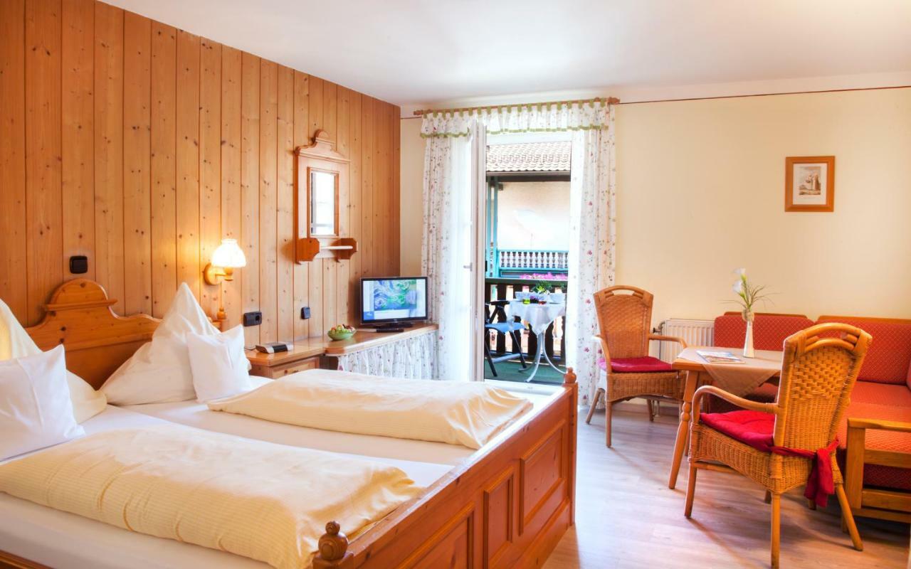 Landhaus Cornelia Bad Birnbach Pokoj fotografie